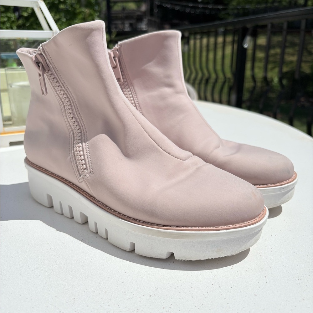 Women's Pink Ankle Boots Fit Flop
